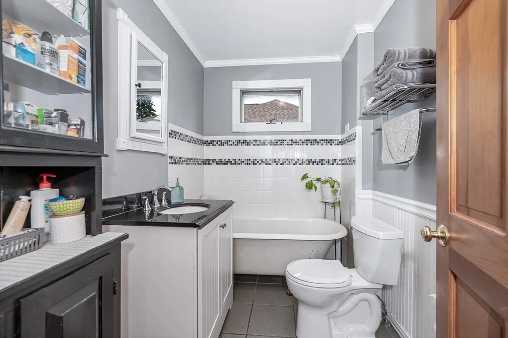 Photo of 44 Dudley St