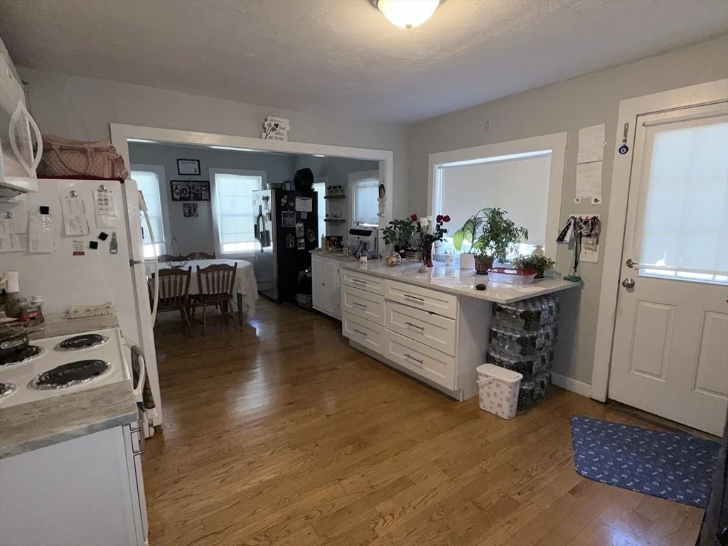 Photo of 110 River St