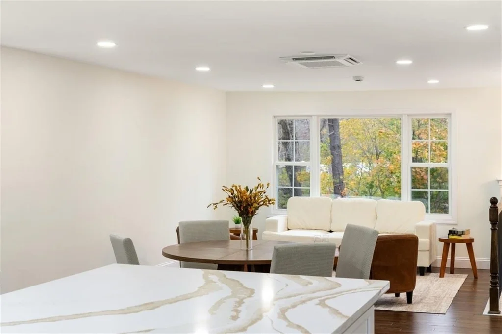 Photo of 5 Munroe Way
