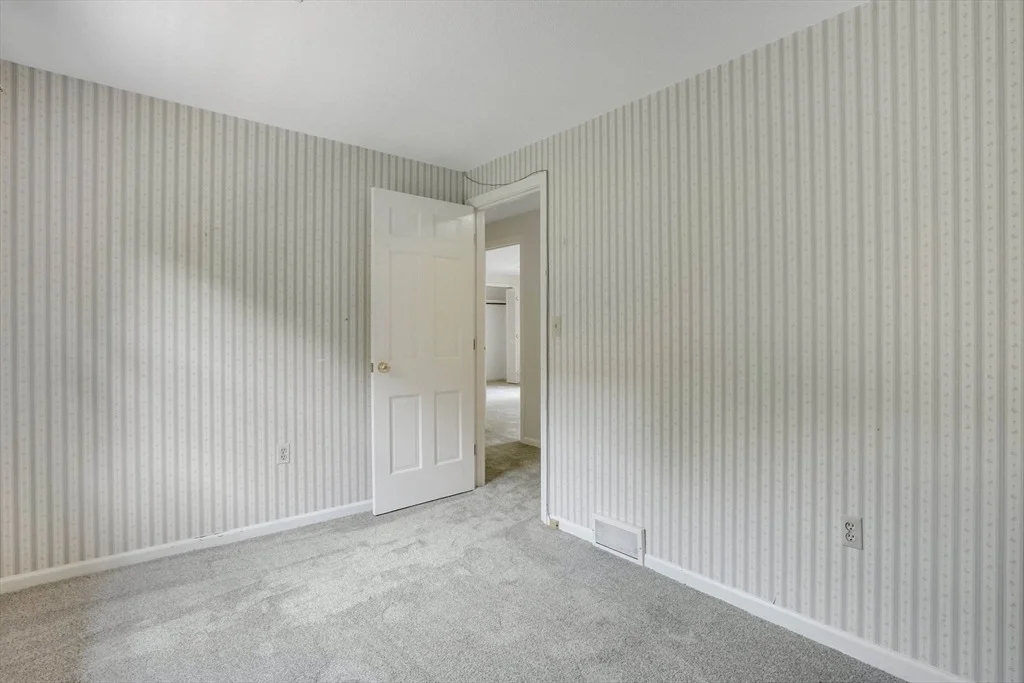 Photo of 4 Highmoor Dr