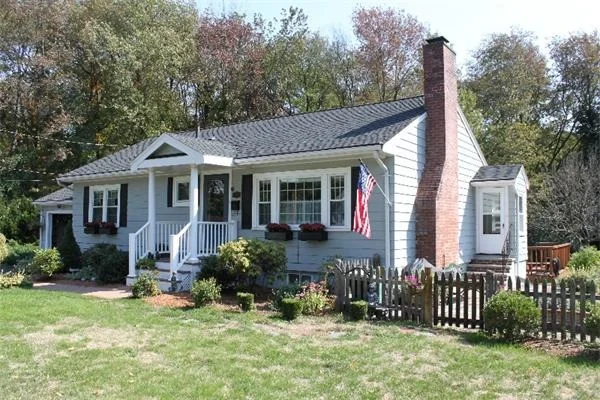 Photo of 109 Maple Street