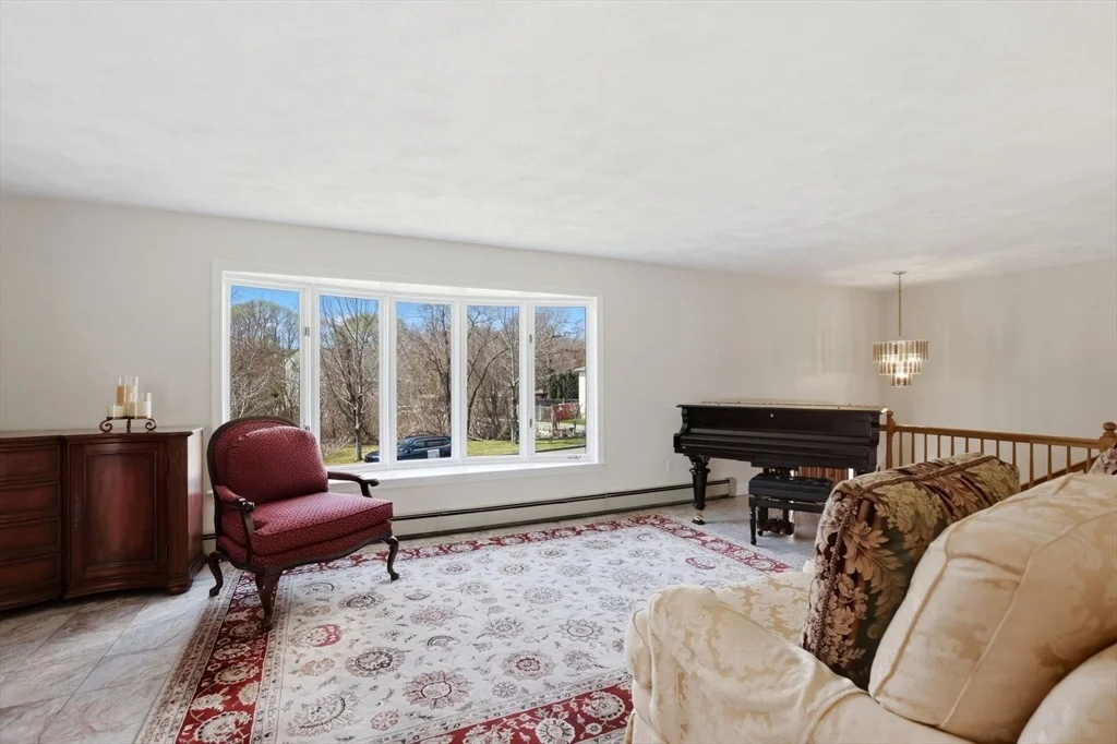 Photo of 6 Gavin Cir