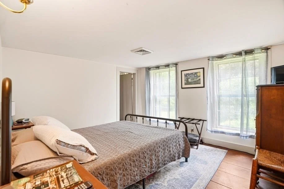 Photo of 52 Elm St