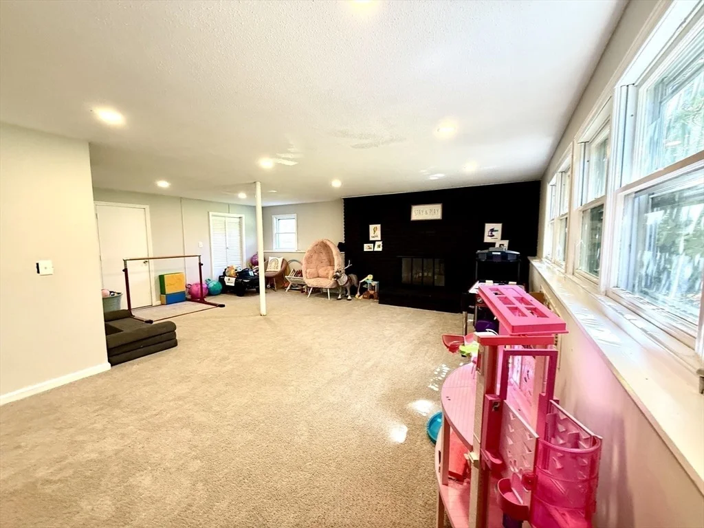 Photo of 76 Airport Rd