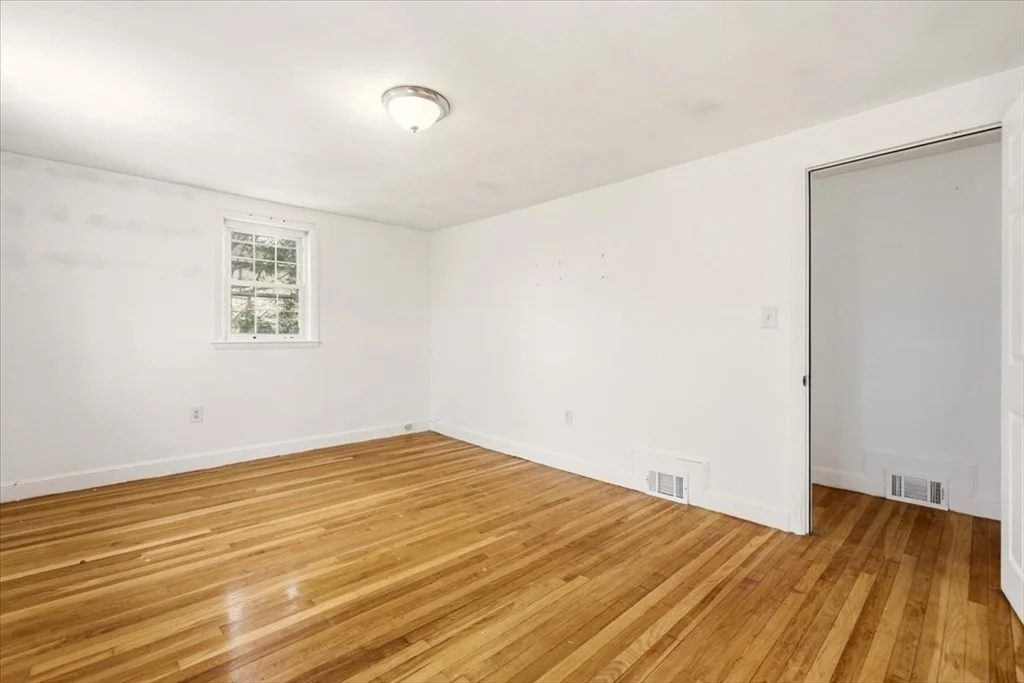 Photo of 1 Beechmont Ter