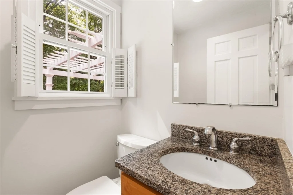 Photo of 368 Acton Rd