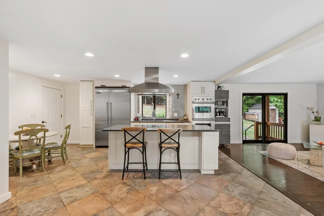 Photo of 29 Shaker Rd