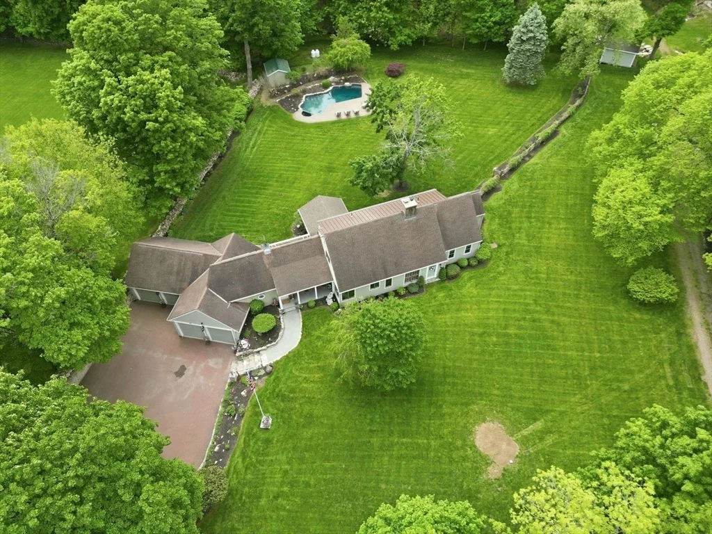 Photo of 95 Mountain Road