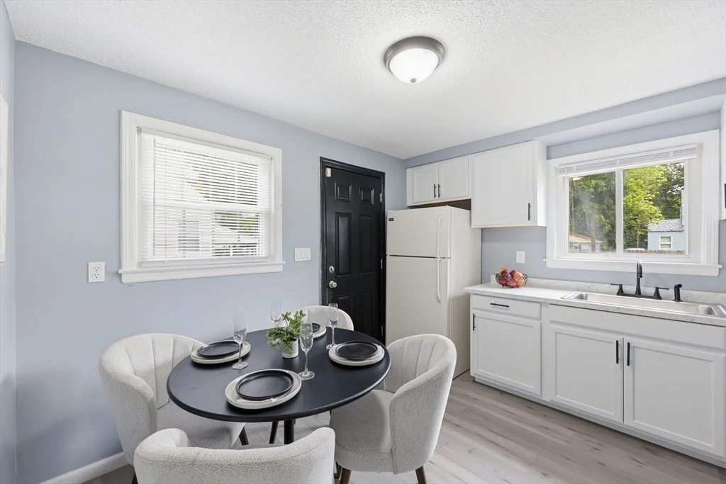 Photo of 111 Breckwood Blvd