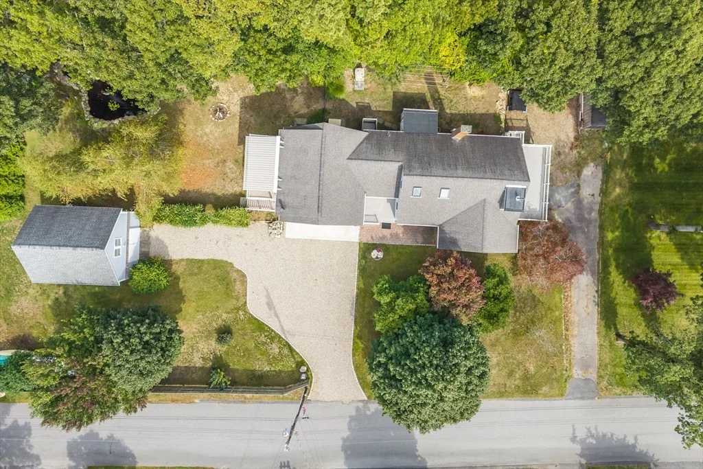 Photo of 158 Lakeside Dr