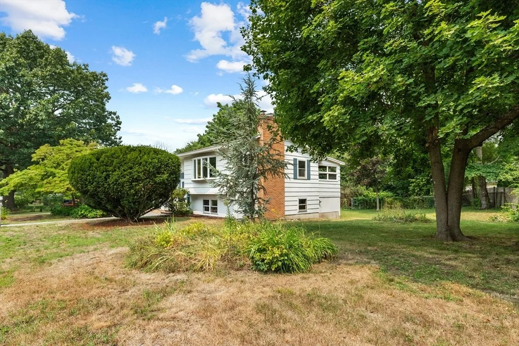 Photo of 304 Lowell St