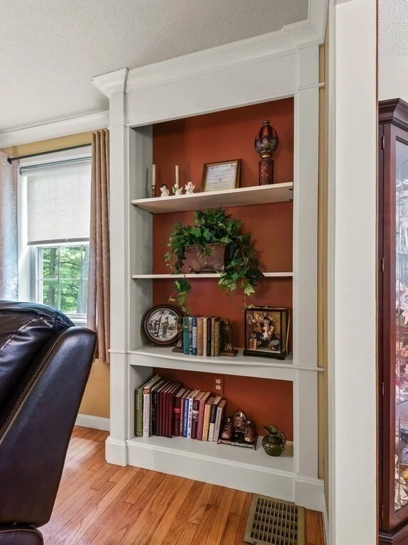 Photo of 3 Oakwood Dr