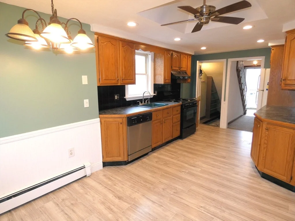 Photo of 60 Willard St