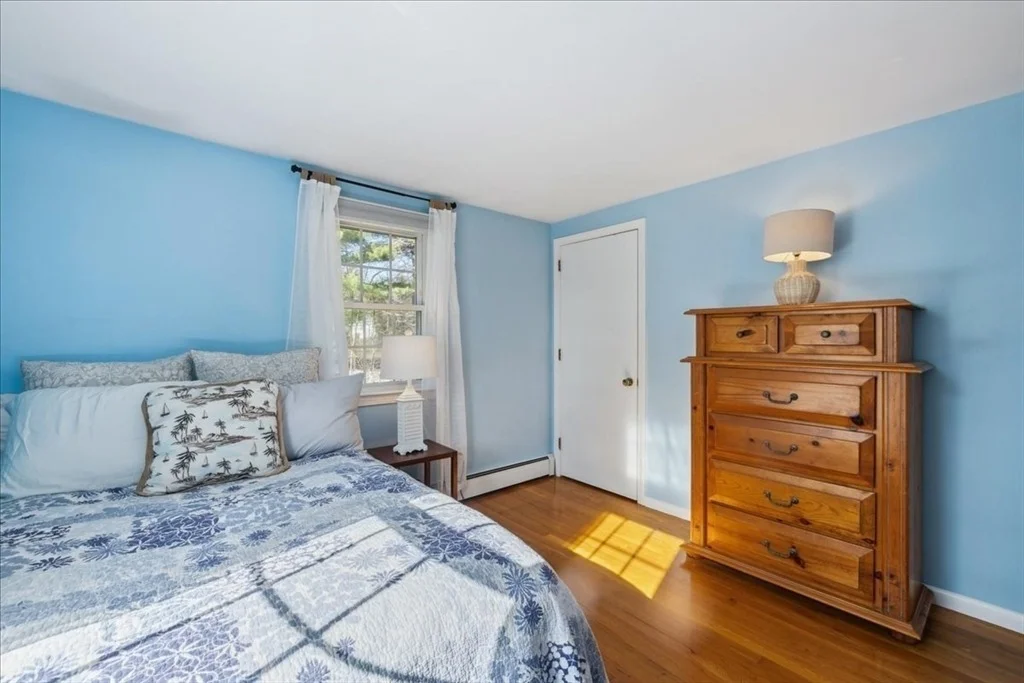 Photo of 12 Longmeadow Rd