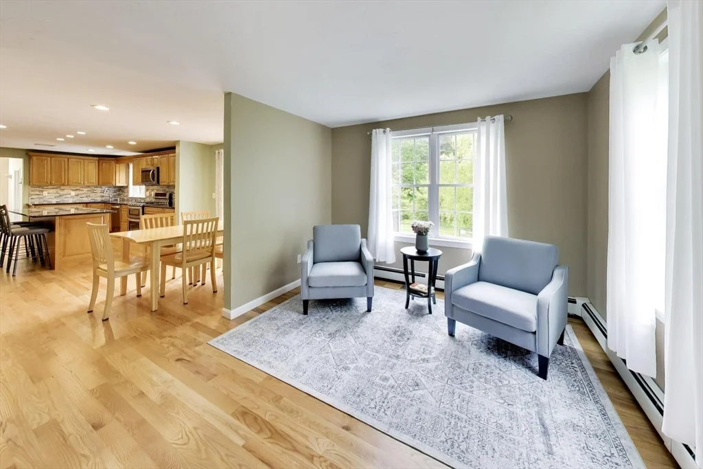 Photo of 24 Meadow Ln