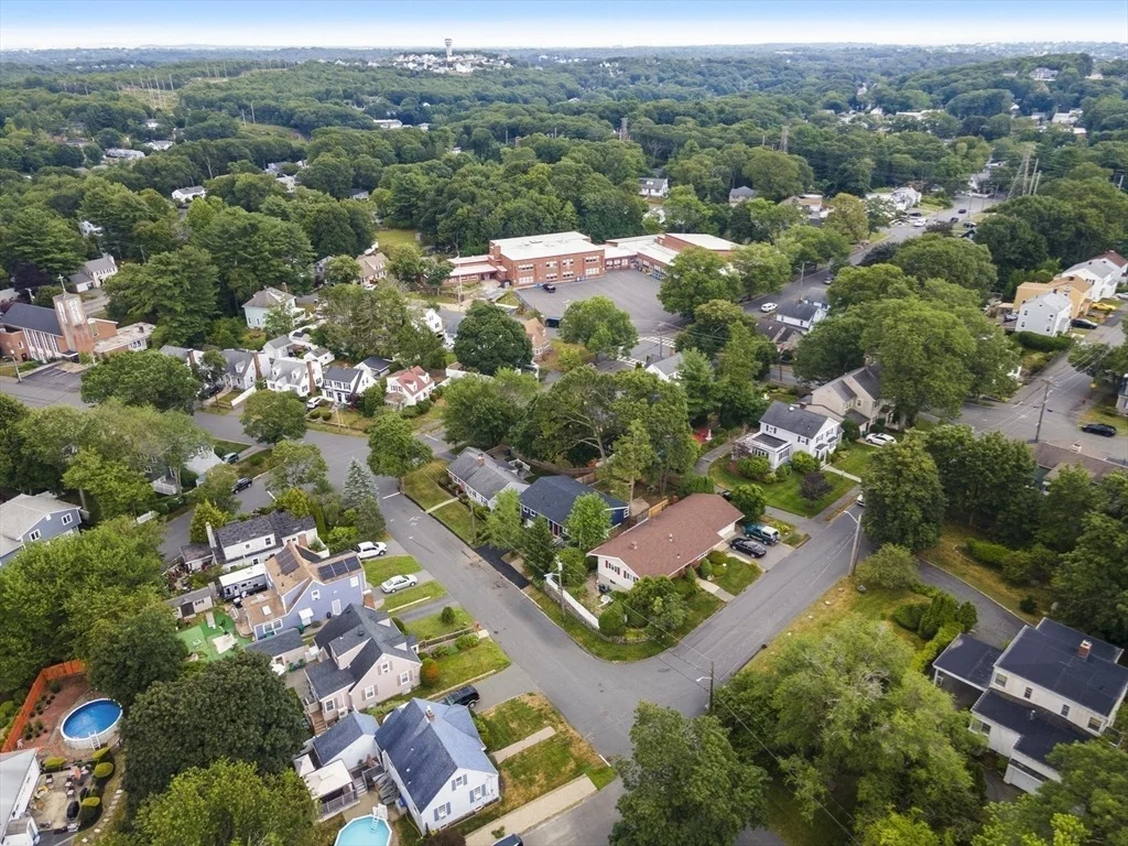 Photo of 48 Lansing Rd