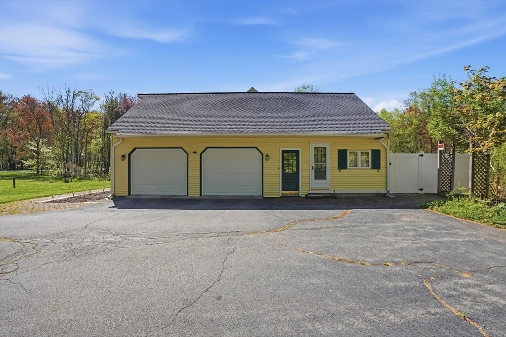 Photo of 353 Marshall Street