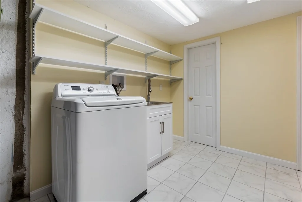 Photo of 303 Forest St