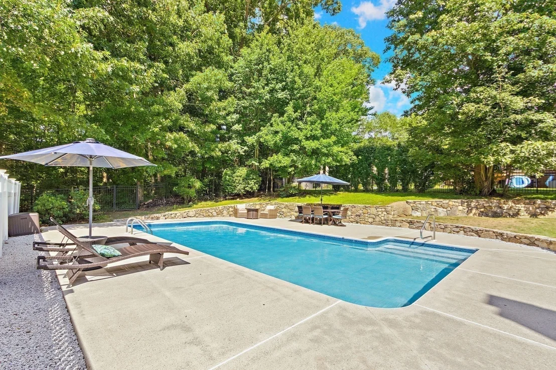 Photo of 36 Highridge Rd