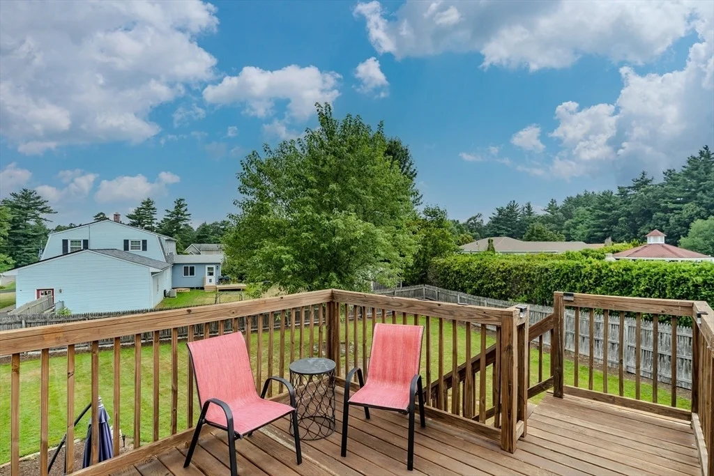 Photo of 43 Elaine Dr