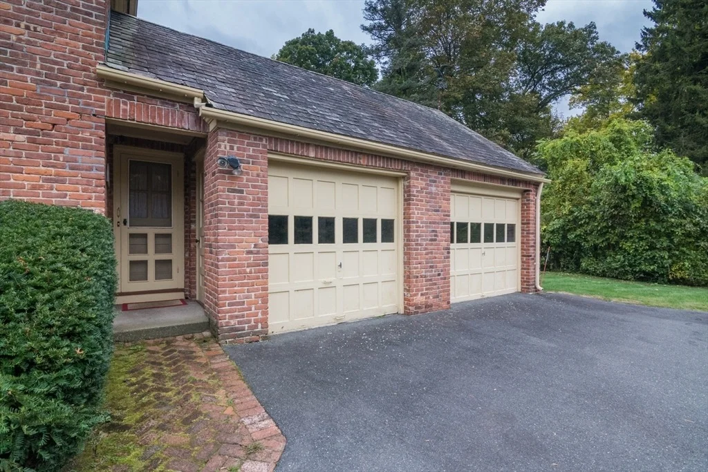Photo of 32 Longview Dr