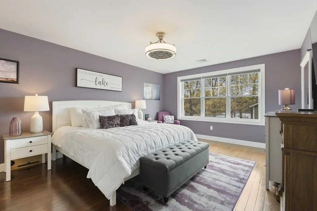 Photo of 32 Colonial Rd
