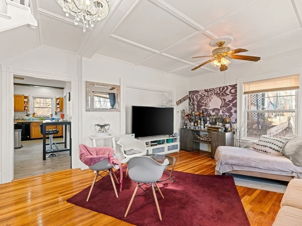 Photo of 72 Cook St