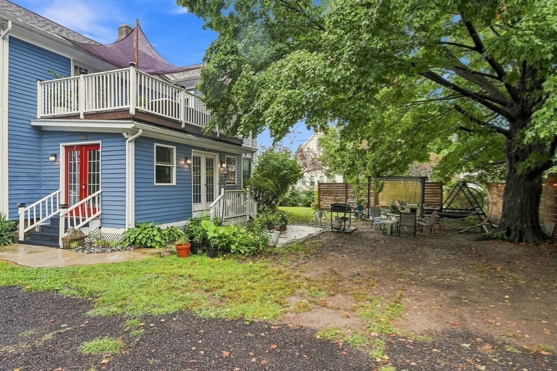 Photo of 70 Pine St