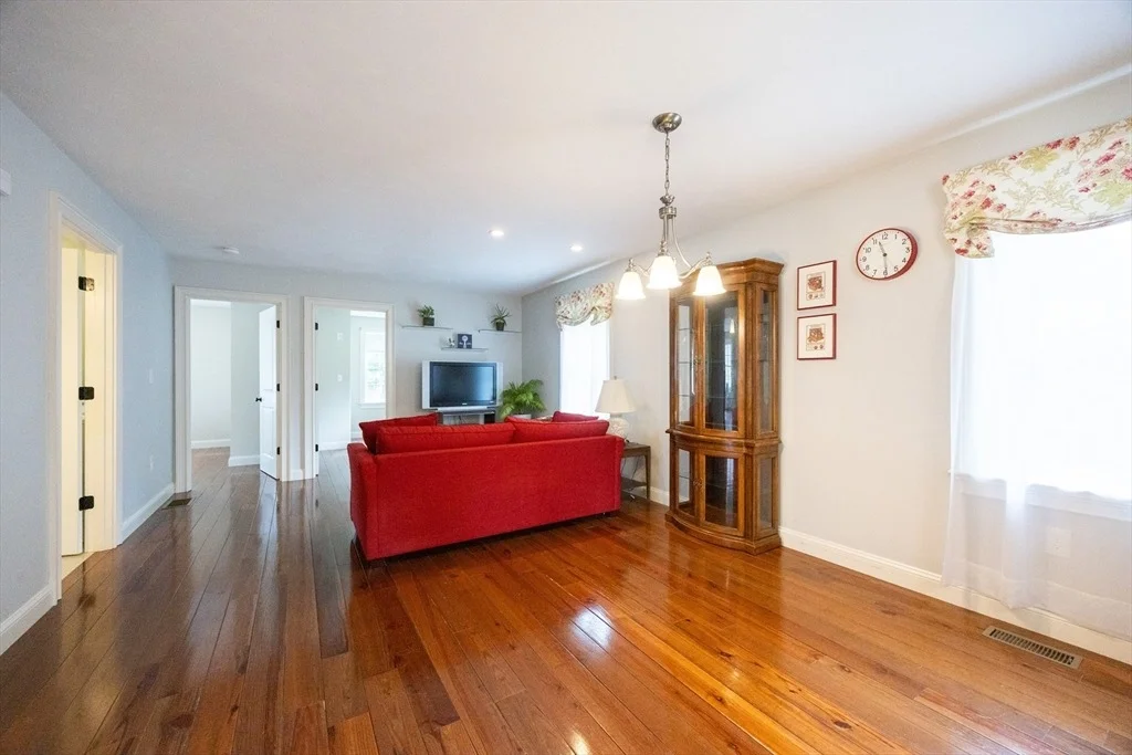 Photo of 18 Plain St