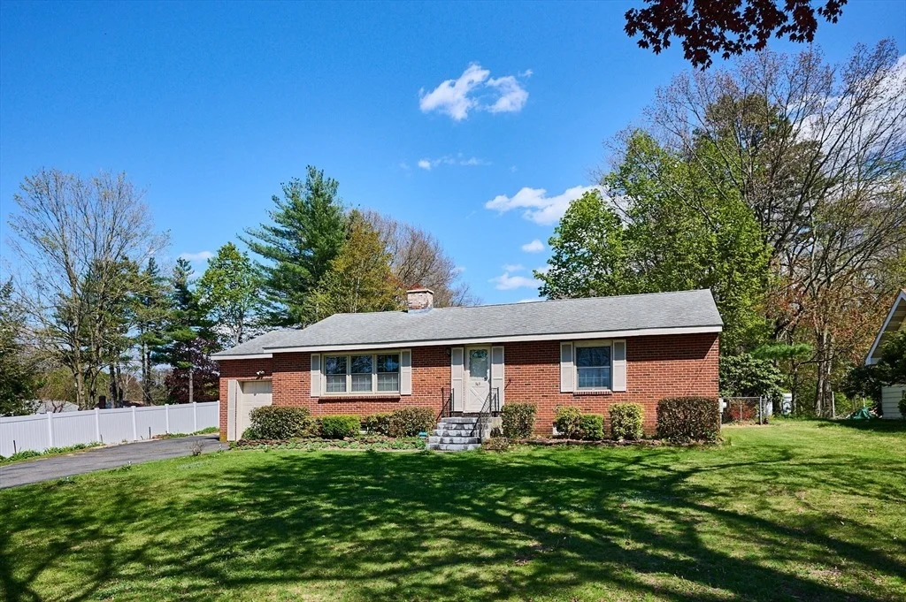 Photo of 363 Cooley St