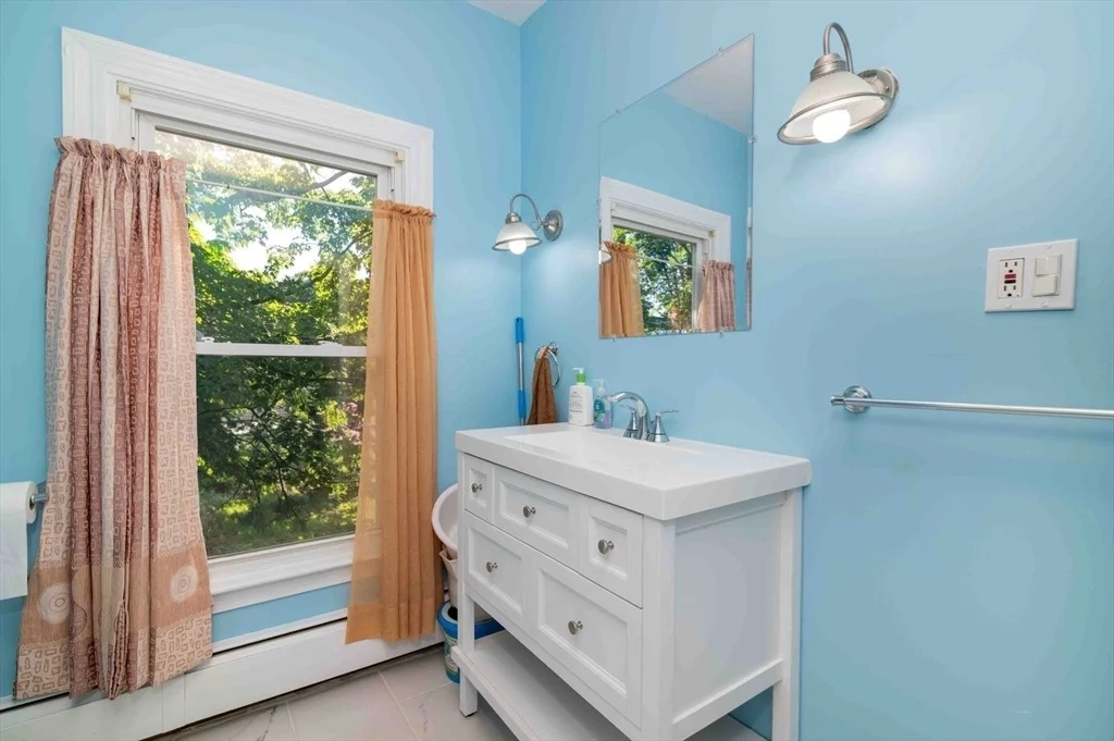 Photo of 34 Spring Hill Rd