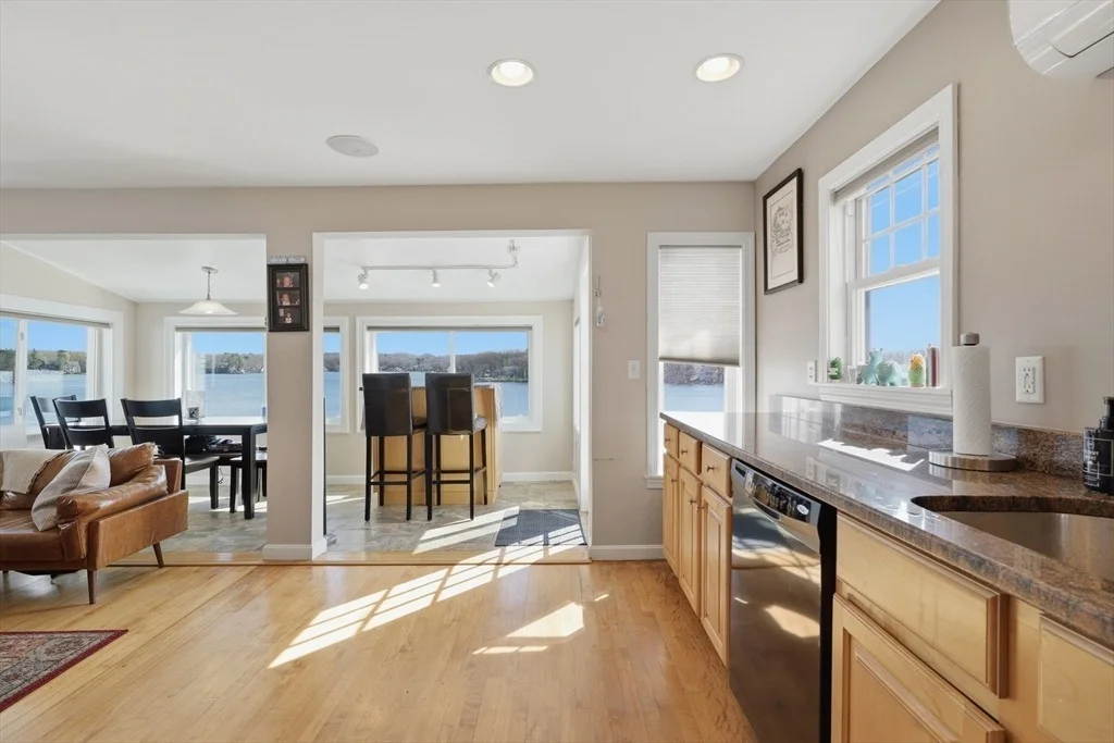 Photo of 411B Lake Avenue