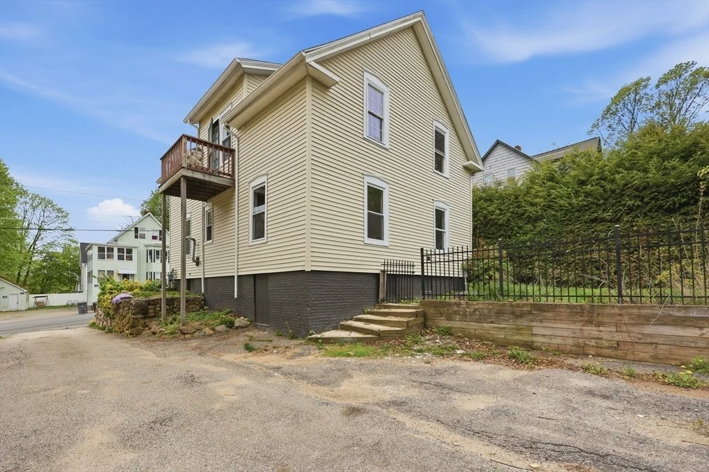 Photo of 150 Washington Street