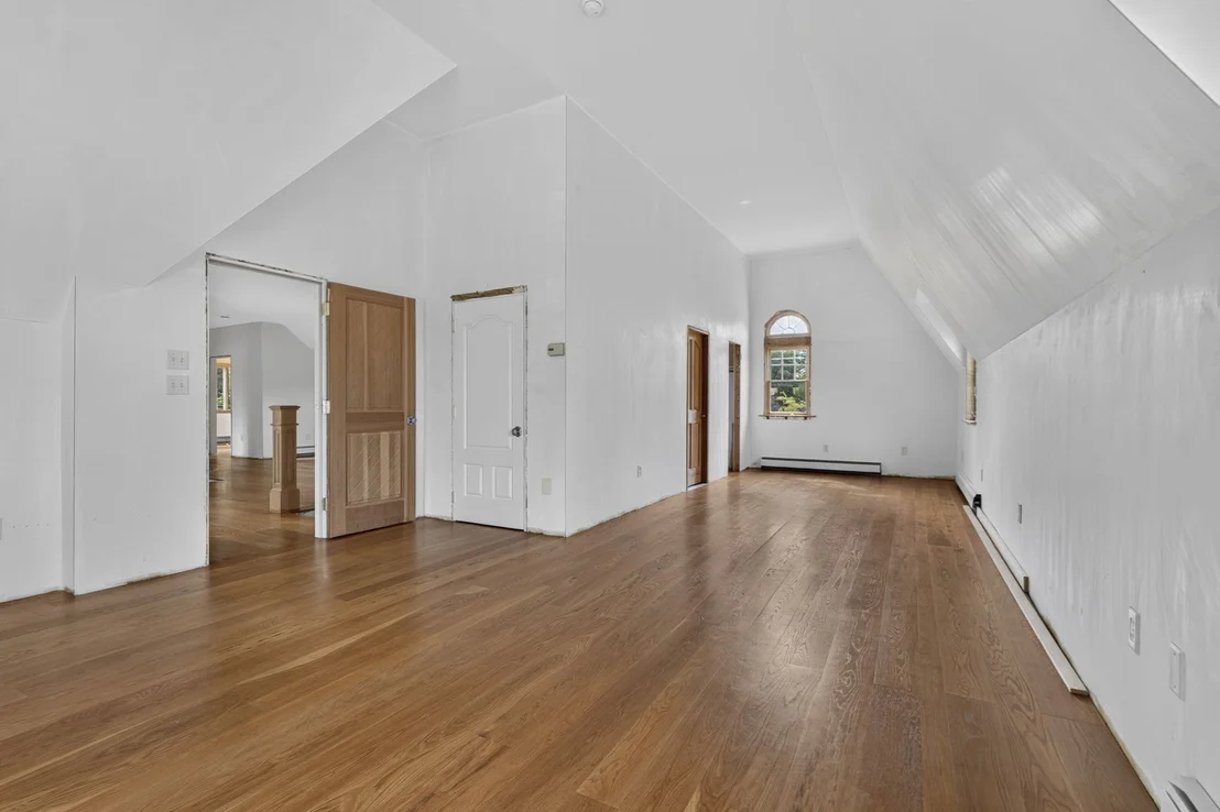 Photo of 304 High Rd