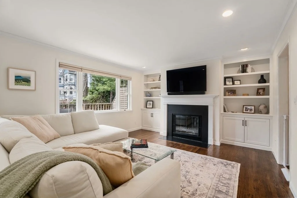 Photo of Unit 16 at 16 Wiswall Circle