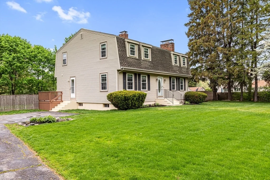 Photo of 528 Brown Ave