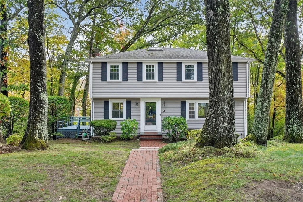 Photo of 16 Montgomery Drive