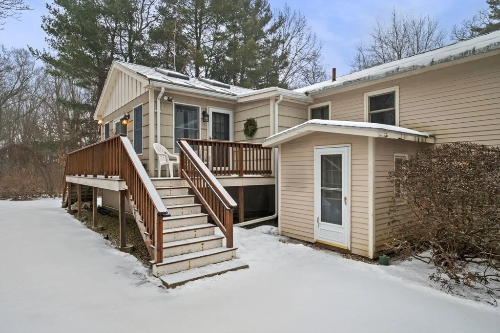 Photo of 90 Topsfield Rd