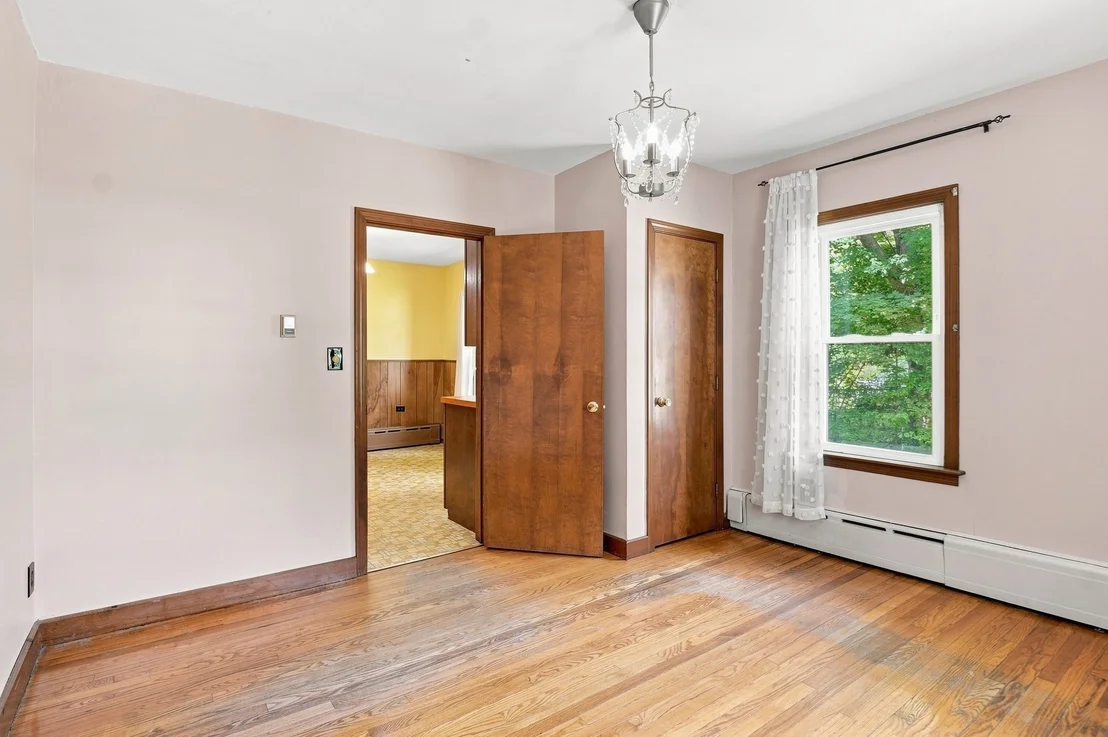 Photo of 28 Eastern Avenue
