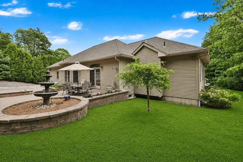 Photo of 357 Westerly Cir
