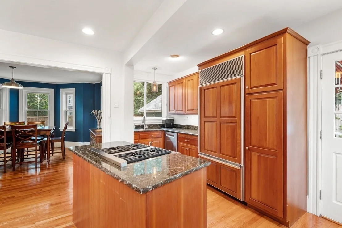 Photo of 28 River Road