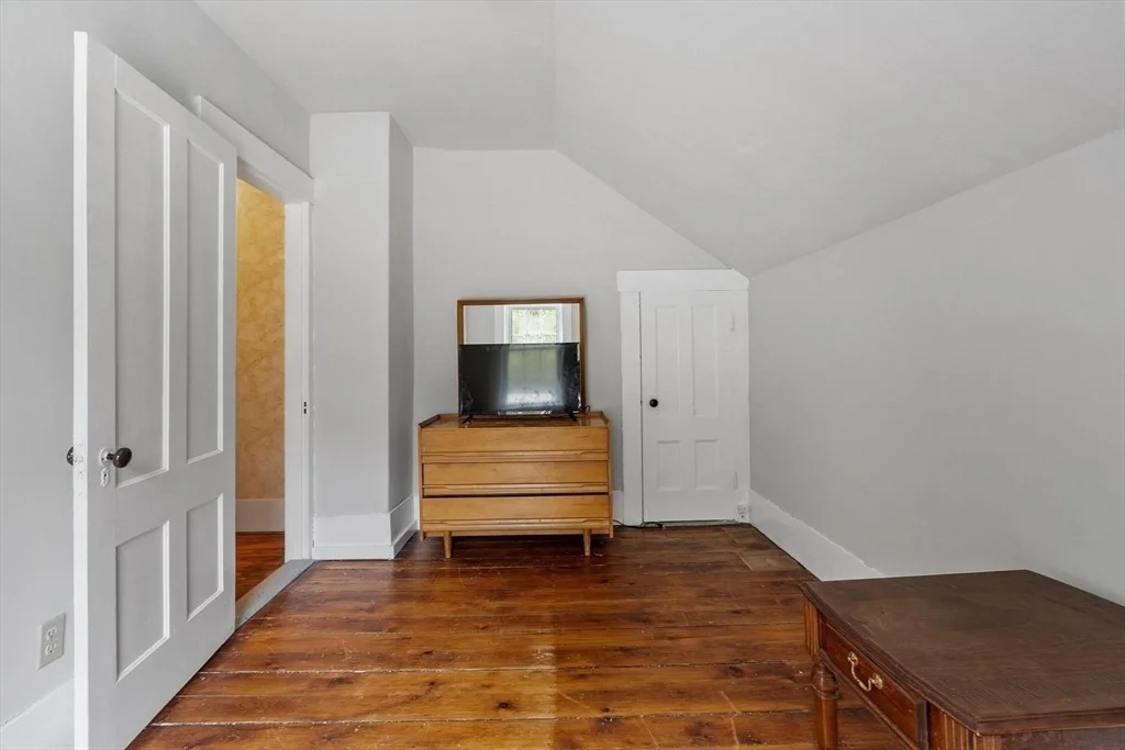 Photo of 60 W Chestnut St