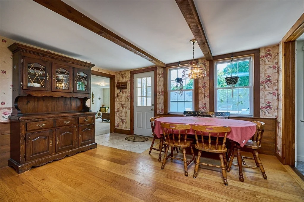 Photo of 666 Montgomery Rd