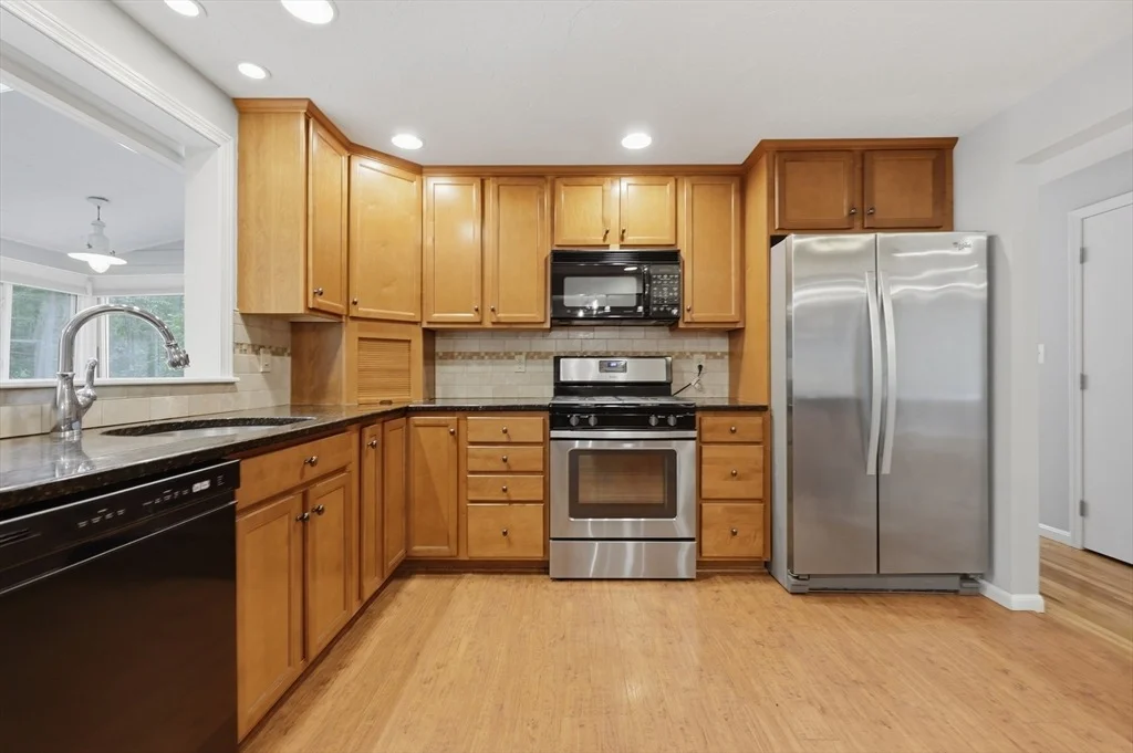 Photo of 6 Fox Hill Road