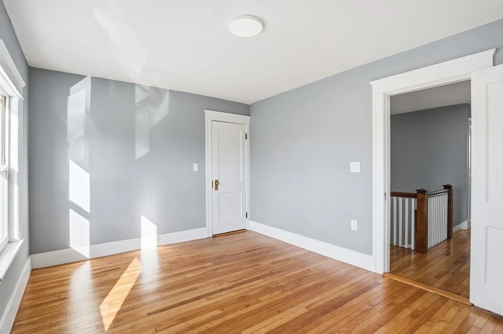 Photo of 323 Burncoat Street