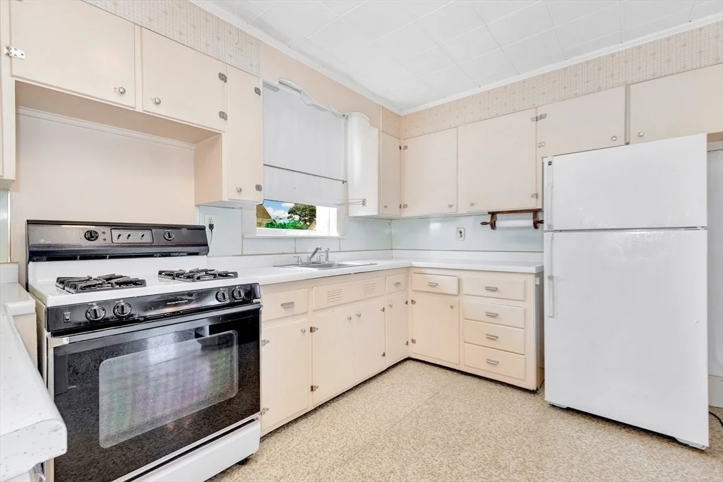 Photo of 337 Maple St