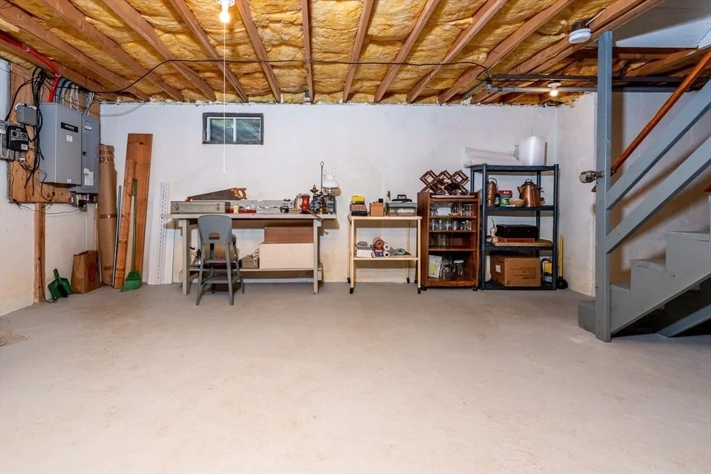 Photo of 21 Rainbow Dr