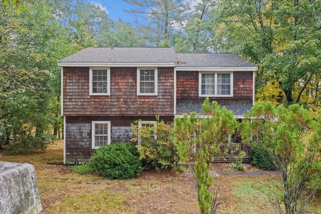 Photo of 18 Larch Rd