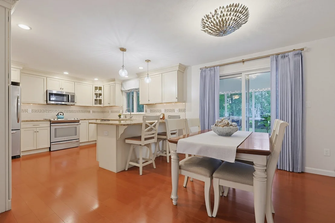 Photo of 45 Surrey Dr