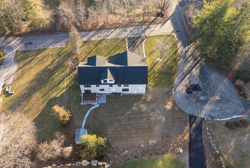 Photo of 2 Spring Meadow Dr